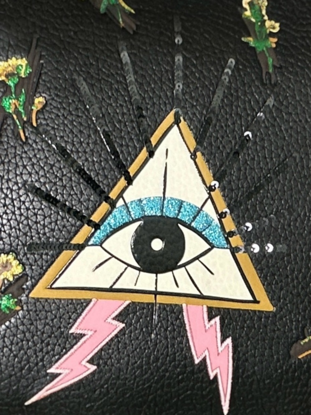 COACH Pyramid Eye Turnlock Wristlet/Clutch 30 Embossed Pebble Leather - Picture 3 of 10